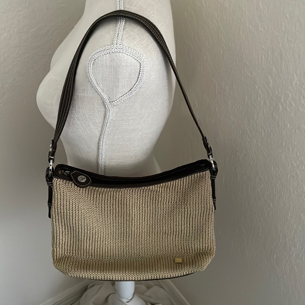 The Sak Woman’s Shoulder Bag in Tan/Brown